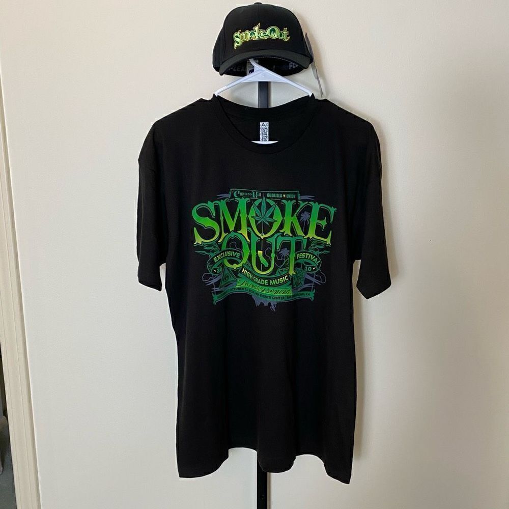 Alstyle Apparel & Activewear Men's Dead Stock Smoke Out 2010 T-shirt & Fitted Ha